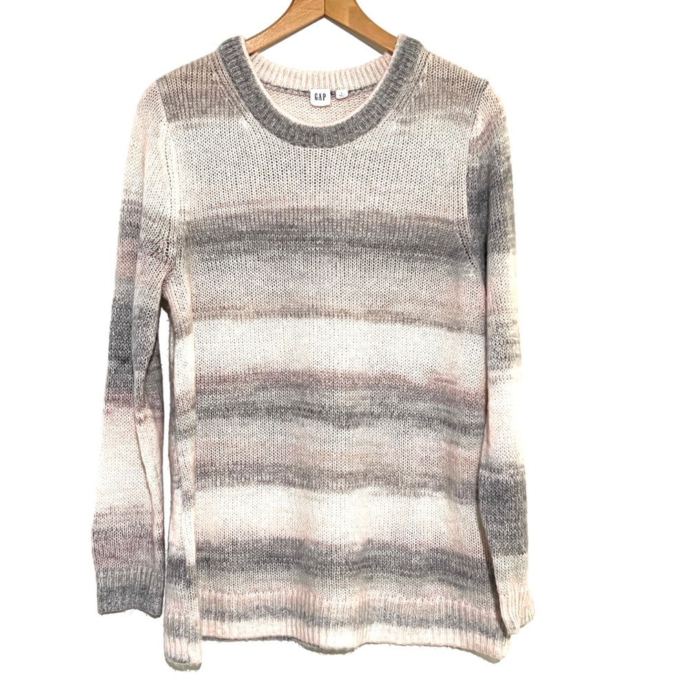 Gap Gray & Pink Loose Knit Soft Sweater